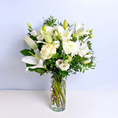 This simple yet classical bouquet of beautiful flowers, handcrafted by expert local florists is the perfect gift for Anniversaries or Birthdays. A truly timeless combination of blooms, colours and scents for any event. This bouquet will be handcrafted by an experienced florist, order for same day delivery by hand, or next day delivery via our courier.